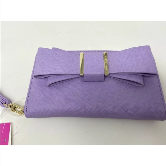 Betsey Johnson purple wristlet goldtone hardware - Picture 3 of 5